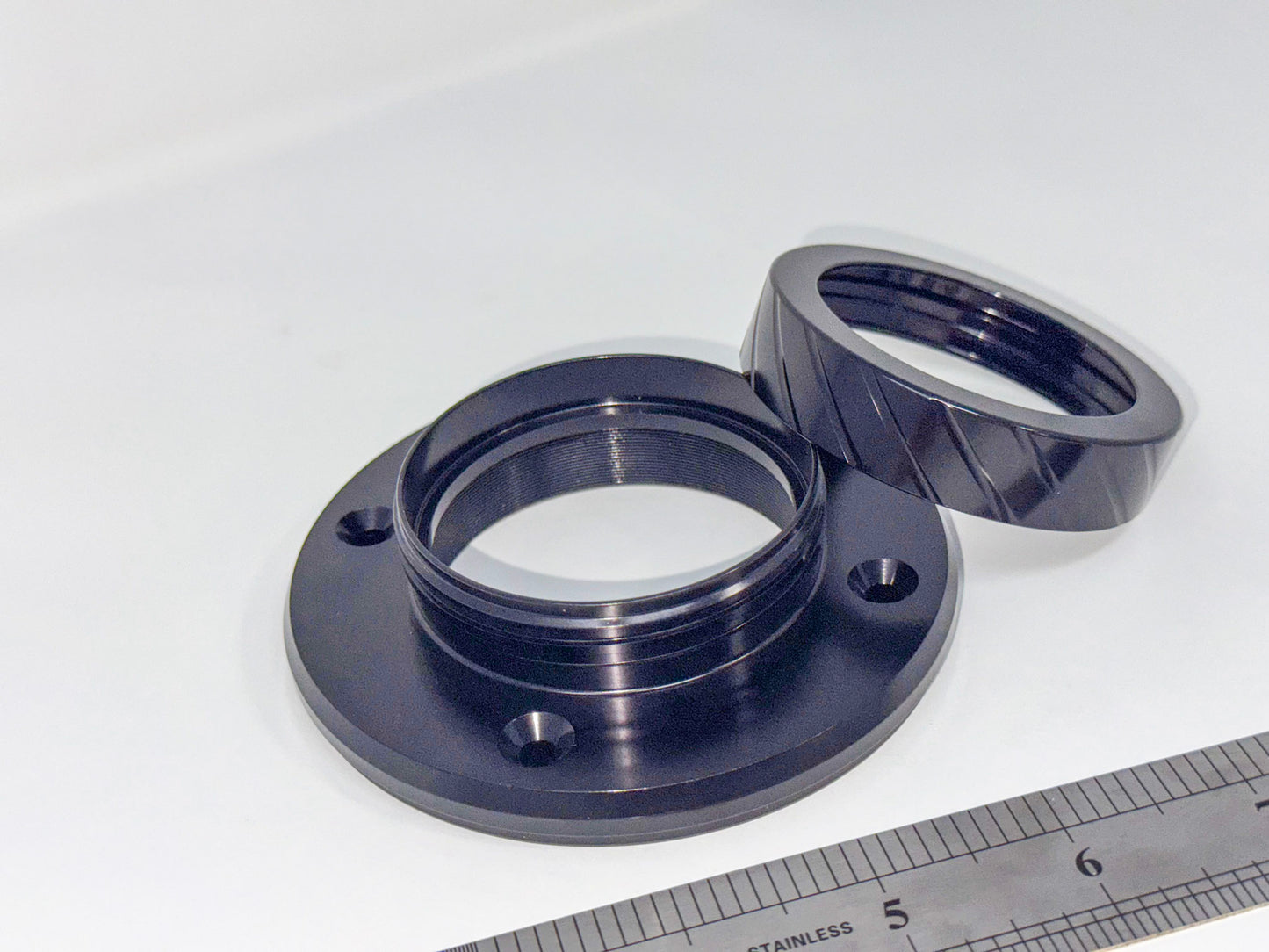 Kozmo Bear Claw™ Rocket Motor Thrust Plate Retainers